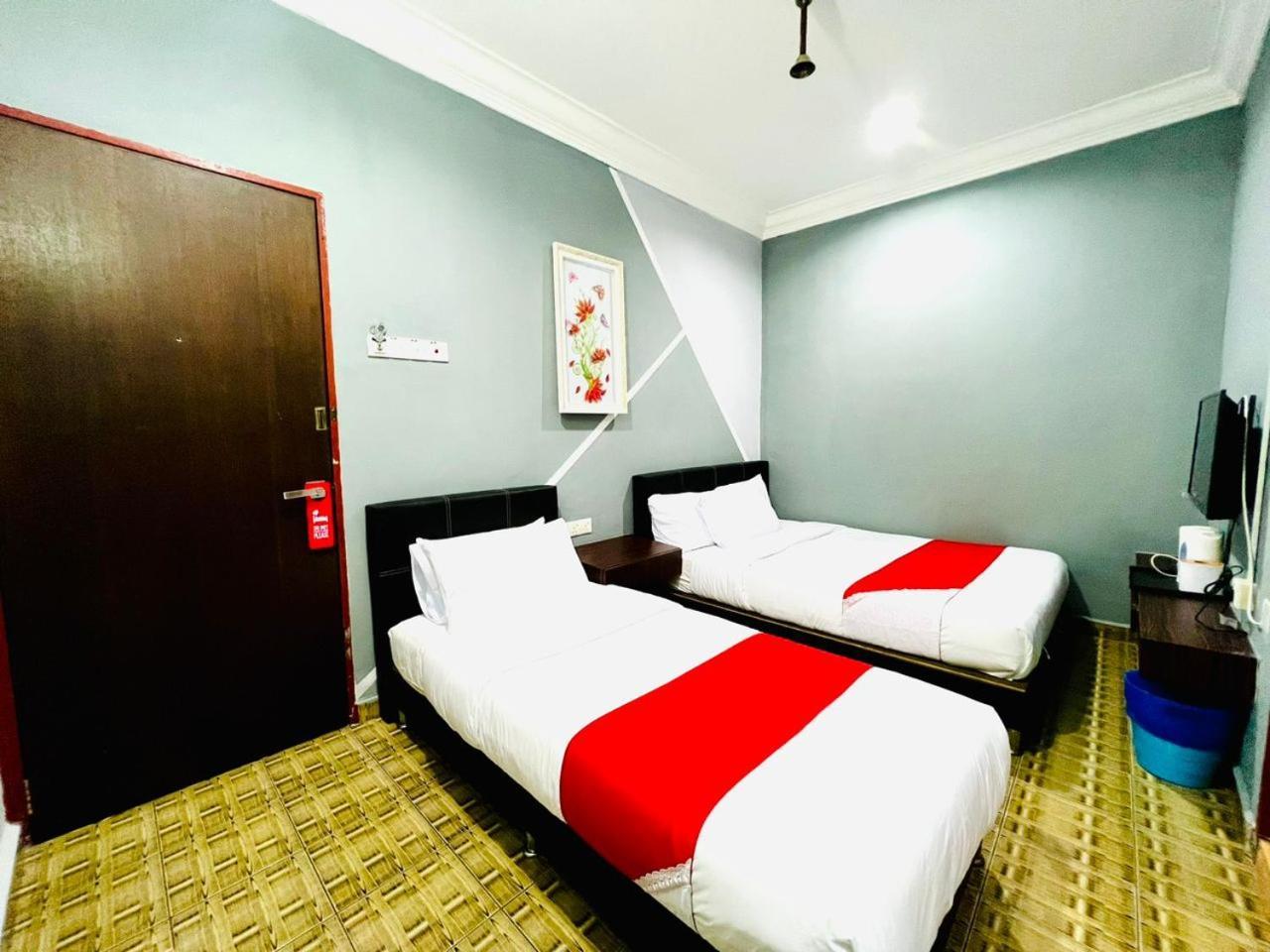 Daily Inn Hotel Mersing Exterior photo