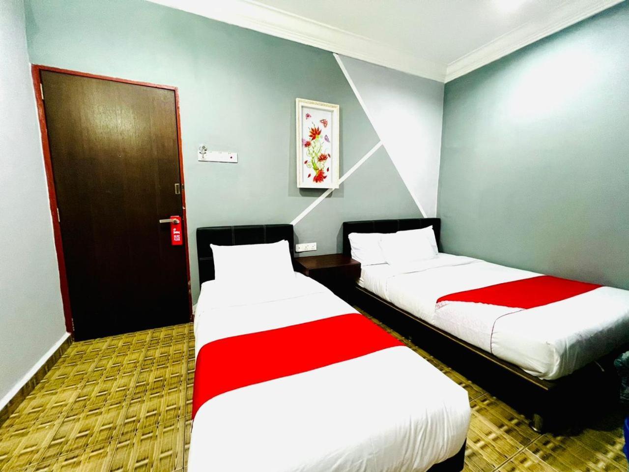 Daily Inn Hotel Mersing Exterior photo