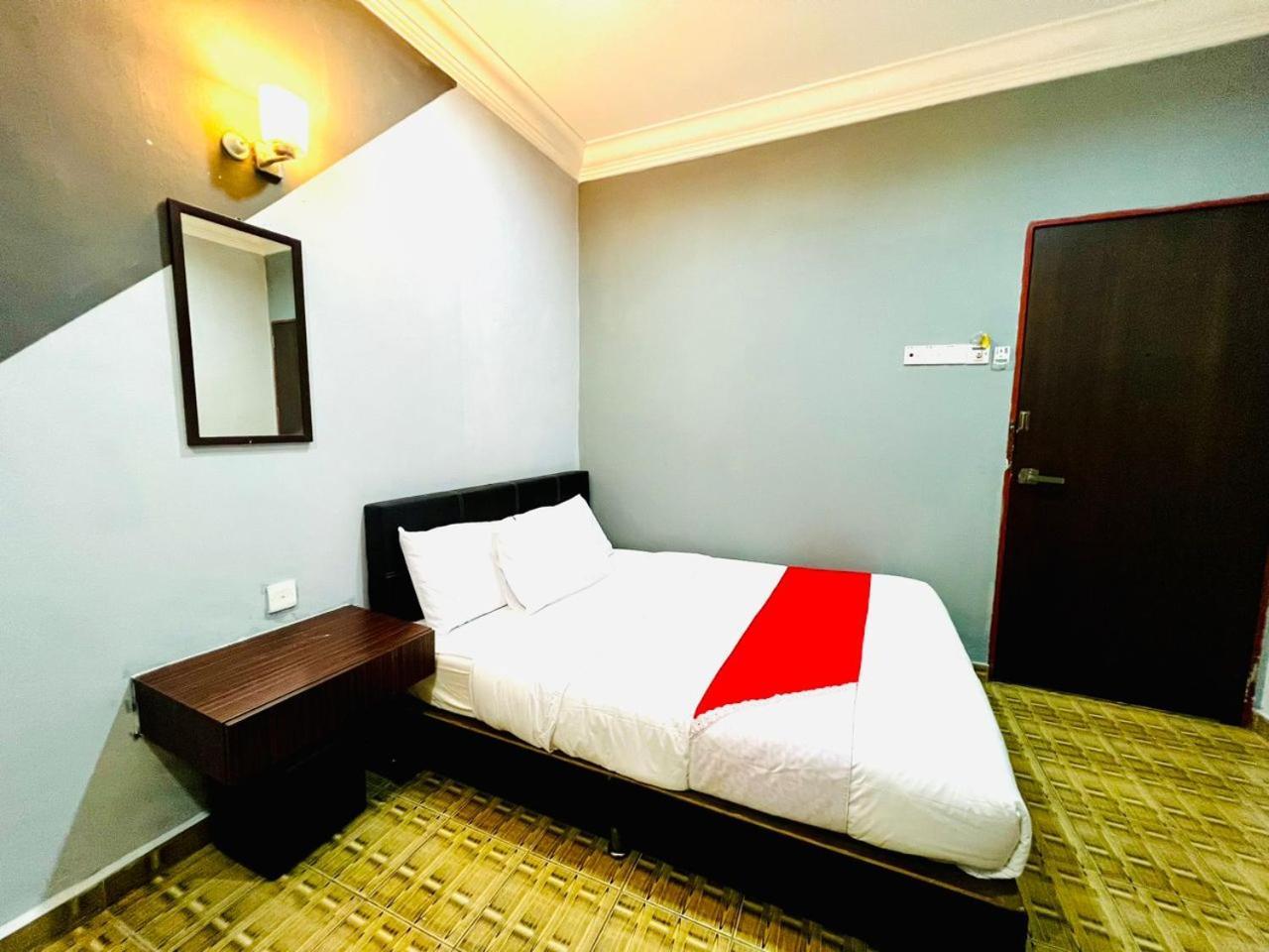 Daily Inn Hotel Mersing Exterior photo